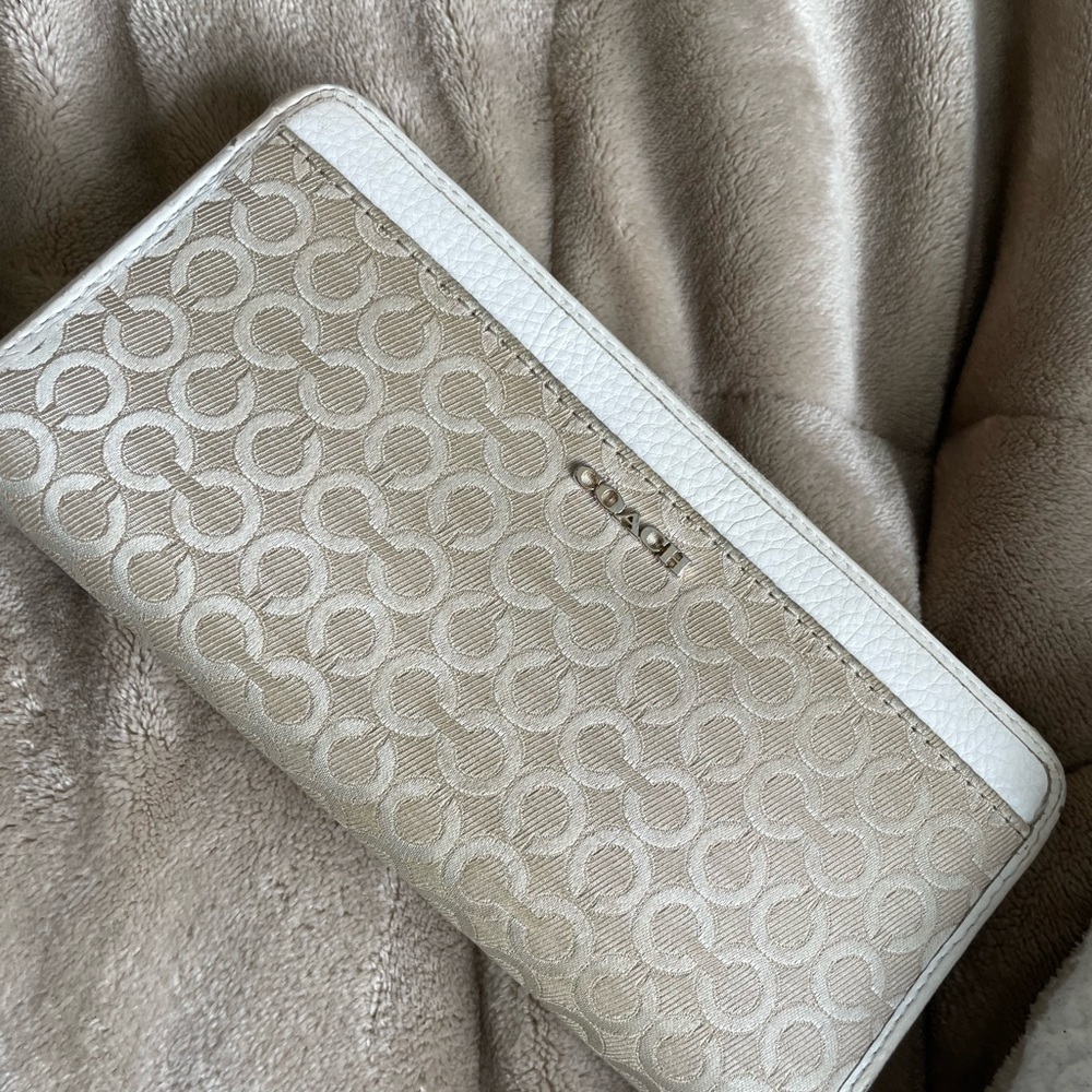 Coach Beige Wallet